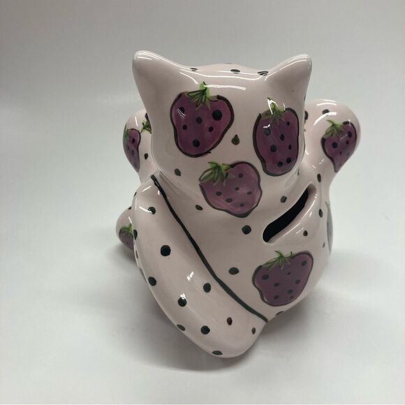 Ganz Meowberry Handpainted Cat Bank with Strawberries Signed by Pati Ceramic - Picture 4 of 16